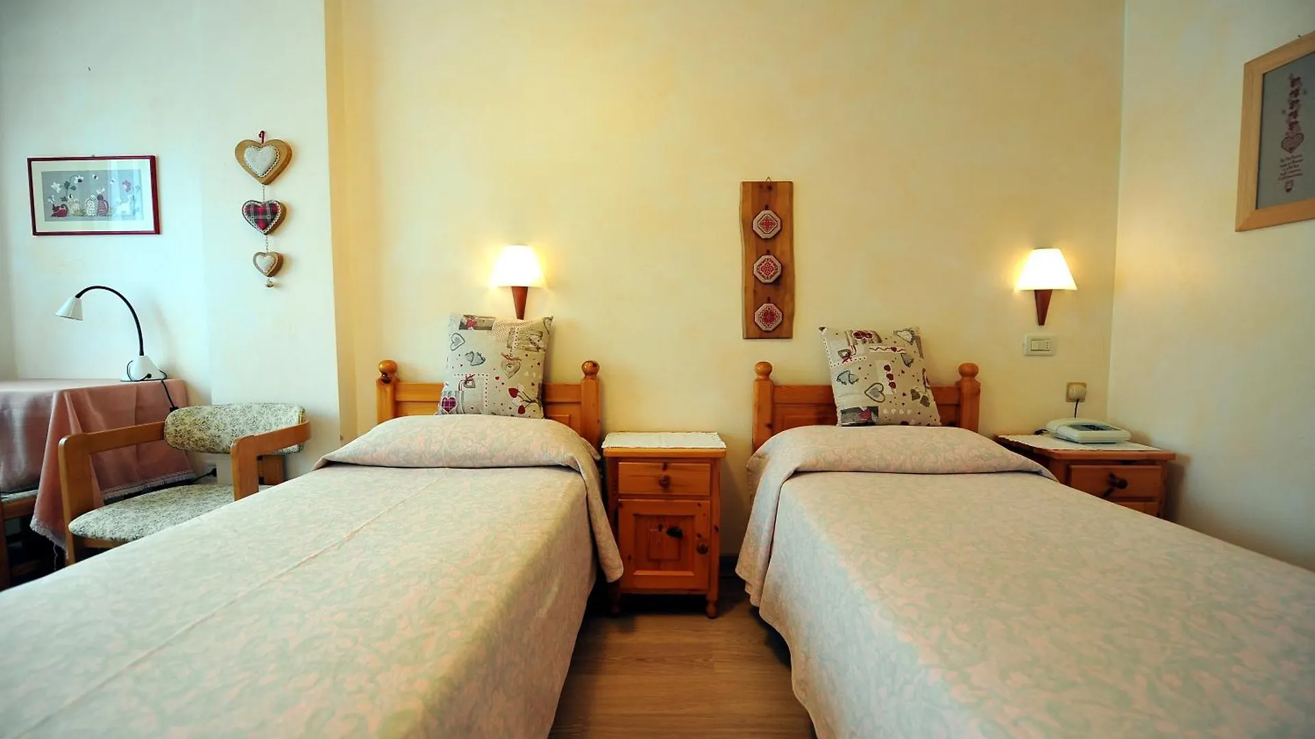 בורמיו Hotel Silene Parking And Garage