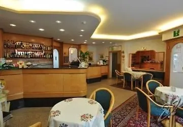 בורמיו Hotel Silene Parking And Garage