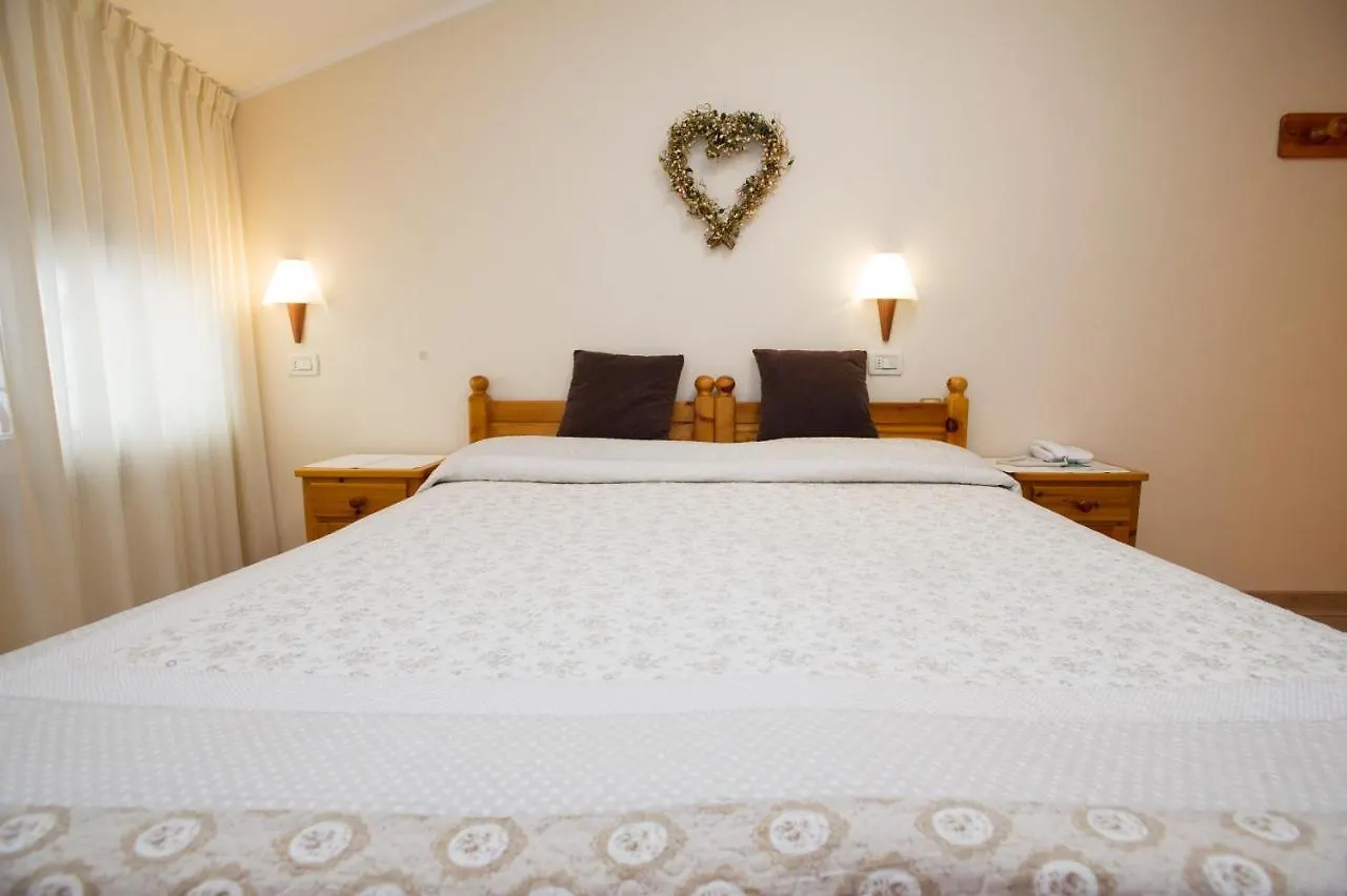 בורמיו Hotel Silene Parking And Garage 3*,  איטליה